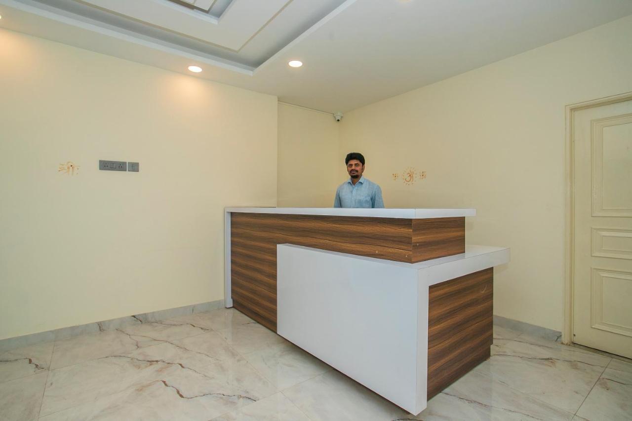 Collection O Premium Eden Au Lac Near Sri Someshwara Swami Temple Bangalore Exterior foto