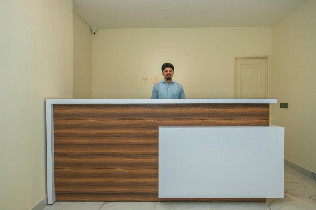 Collection O Premium Eden Au Lac Near Sri Someshwara Swami Temple Bangalore Exterior foto